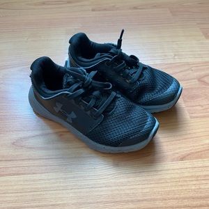 Under Armour 11K Sneakers